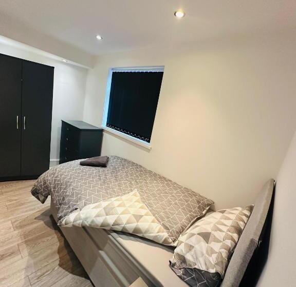 Номер Стандарт Индивидуальный, Luxury Rooms Liverpool