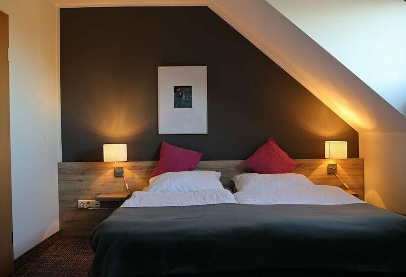Quarto Estandar, Ilvericher Hof