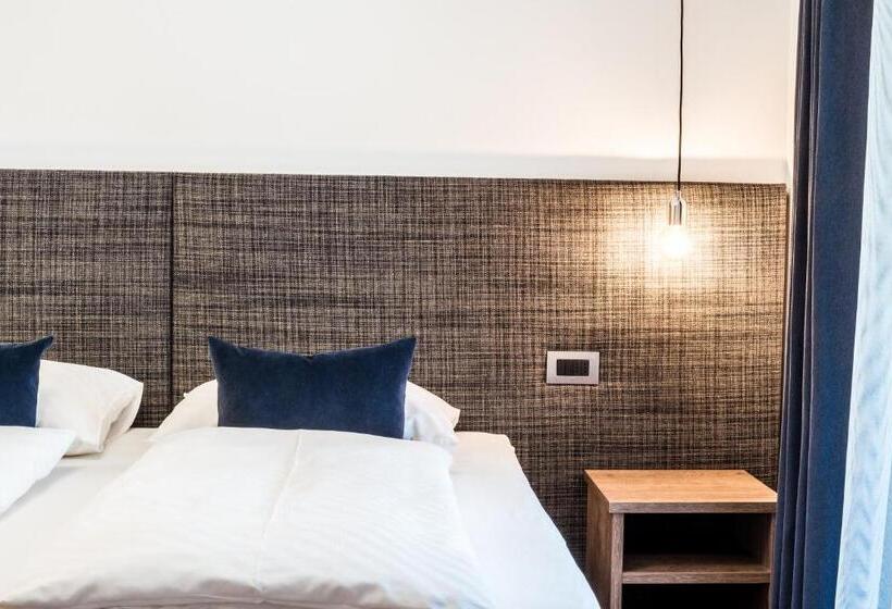 Quarto Estandar, Linder Cycling