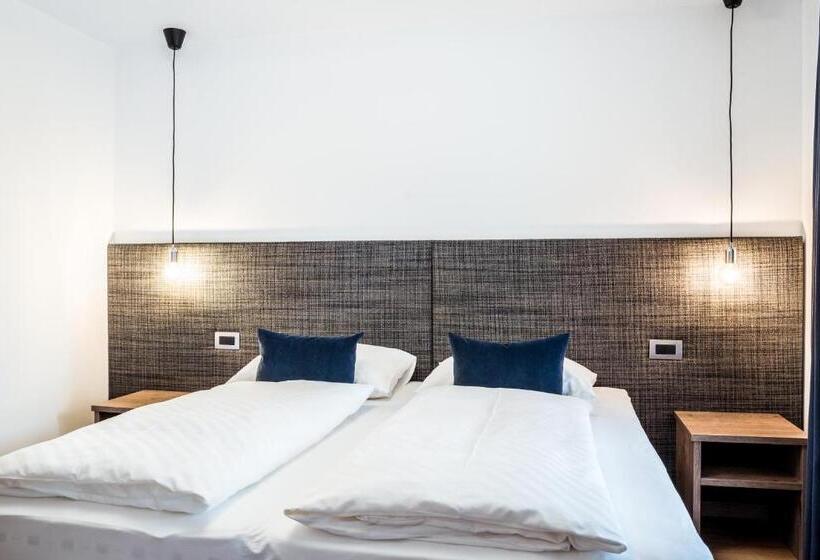 Quarto Economy, Linder Cycling
