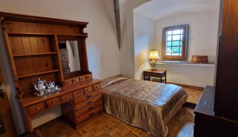 חדר סטנדרט יחיד, Burg Hermannstein   Monks Room