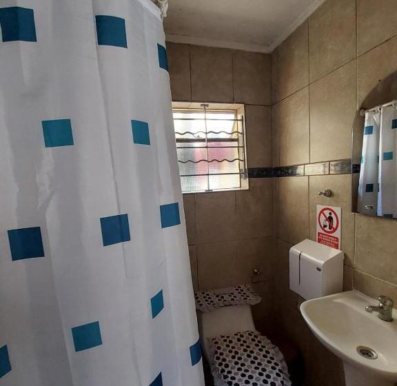 Номер Стандарт, Hostal Salt And Pepper