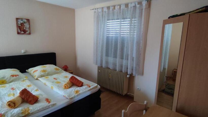 스탠다드 룸 킹사이즈 침대, Alb Rooms, Zimmer Auf Der Schwäbischen Alb