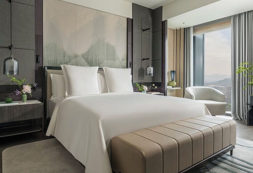 Люкс, Four Seasons Hotel Hangzhou At Hangzhou Centre
