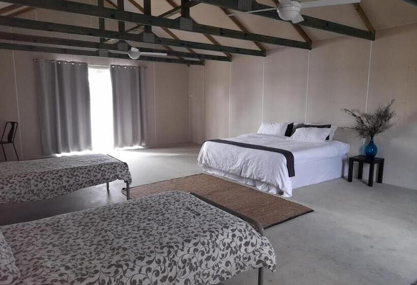 샬레, Boshack Outback Farmstay   Perth Eco Farm