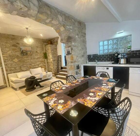 Дом 1 Спальня, Maison En Bord De Seine