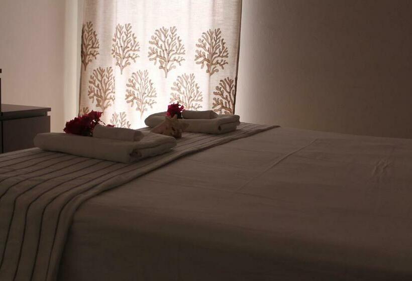 חדר דחוקס עם מיטת קינג, B&b Villa Luna