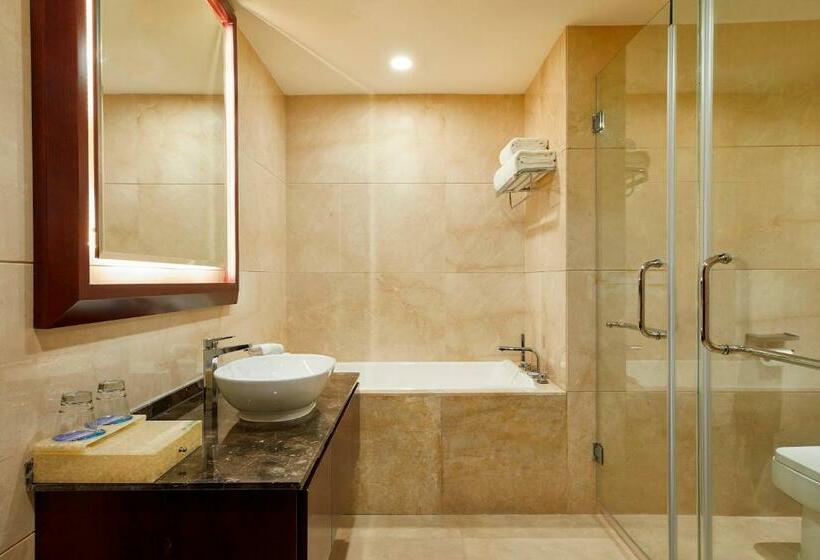 Студия Стандарт, Four Points By Sheraton Danzhou