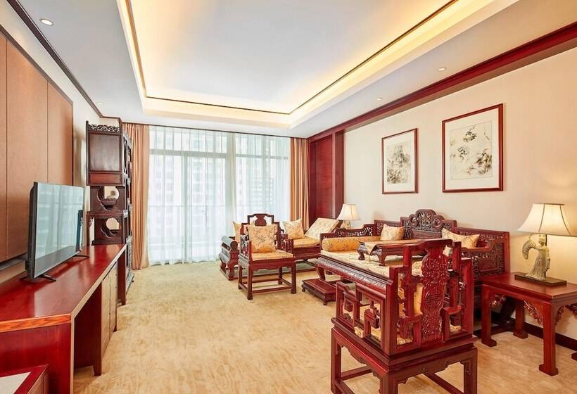 Люкс Повышенной Комфортности, Four Points By Sheraton Danzhou