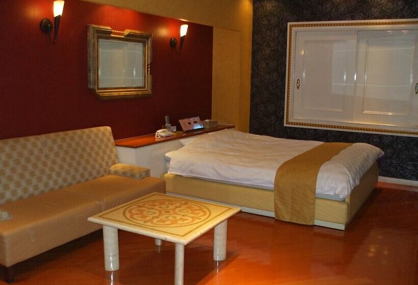 Quarto Estandar, Large   Adults Only