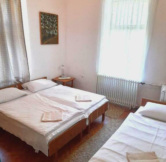 Номер Стандарт Трехместный, Bendegúz Villa
