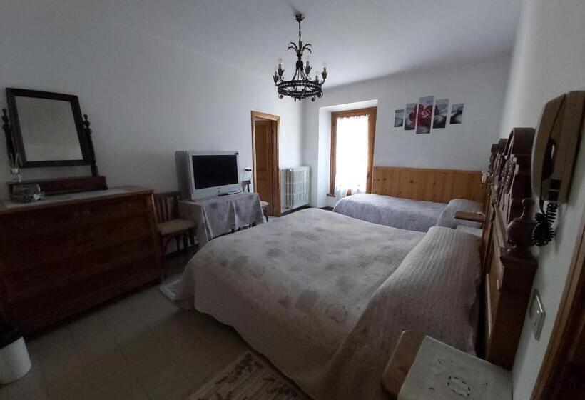 Номер Стандарт Трехместный, Camere Vecchio Borgo