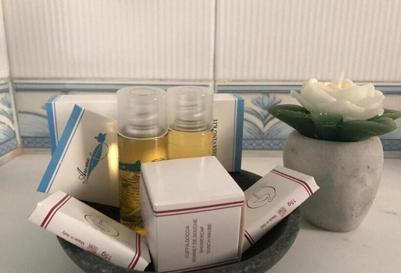 带阳台的豪华间, De Charme