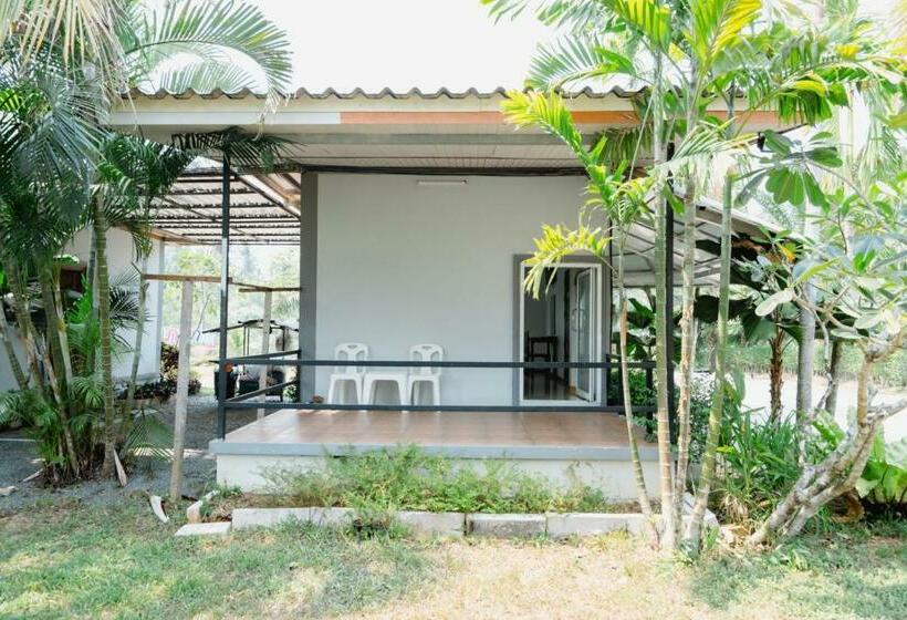 اتاق استاندارد, Lamphurai Riverside Resort And Spa