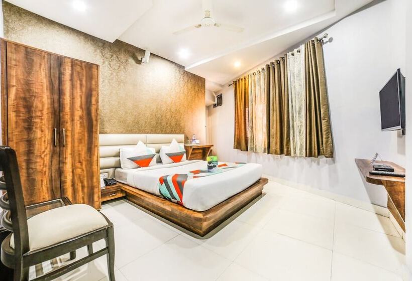 اتاق لوکس, Fabhotel Golden Village