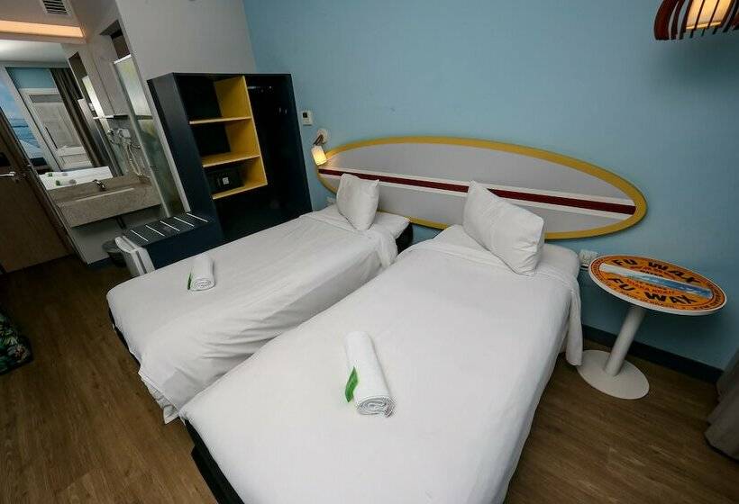 Номер Стандарт, Delphin Surf