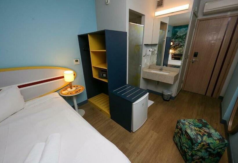 Номер Стандарт, Delphin Surf
