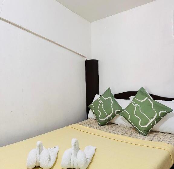 이코노미 룸, Amancio S Balai   Near The Airport, City Center!
