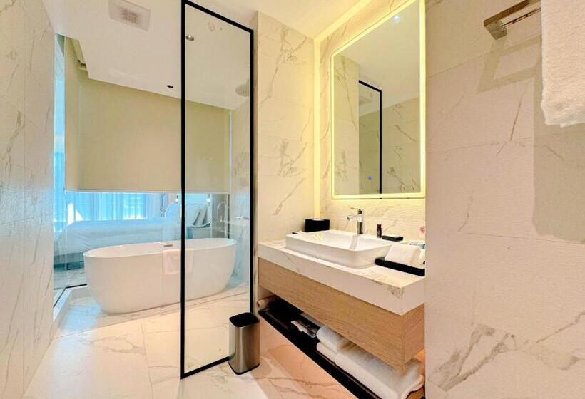 Номер Deluxe, Laya Resort Phuket Island