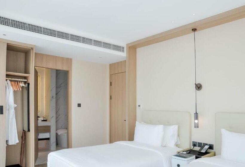 Люкс 2 Спальни, Laya Resort Phuket Island