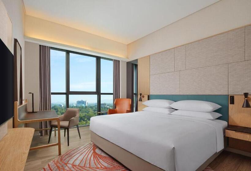 Полулюкс Кровать Кинг, Sheraton Kuching