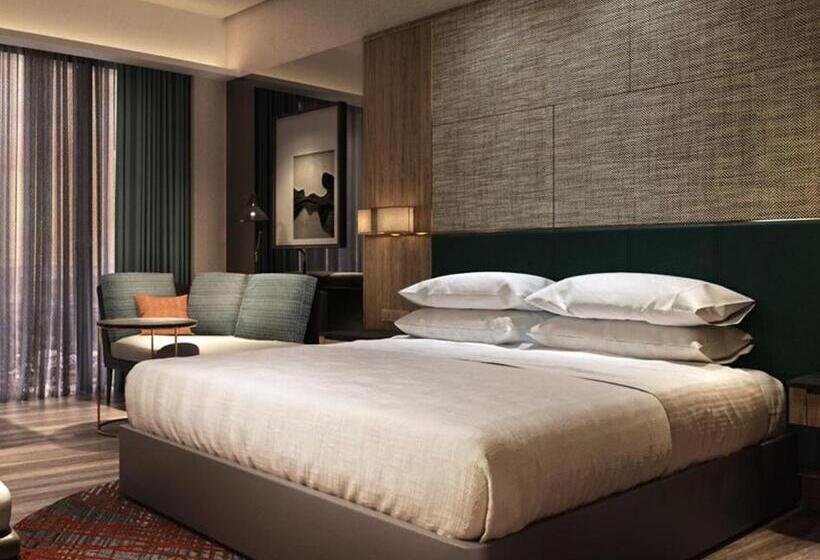 Номер Клуб, Sheraton Kuching