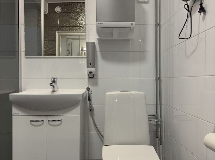 Номер Стандарт Совместная Ванная, The Rooms Airport   20rooms