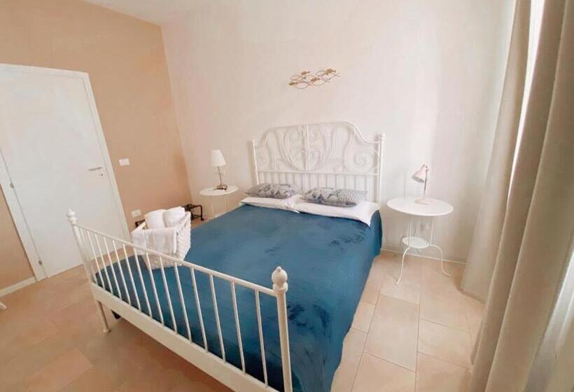 Номер Стандарт, Regina Margherita B&b