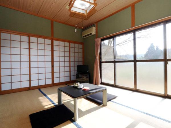 スタンダードトリプルルーム, Minshuku Shiroyama