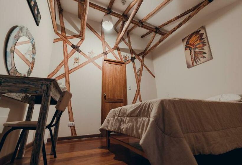 Quarto Estandar, Hommam