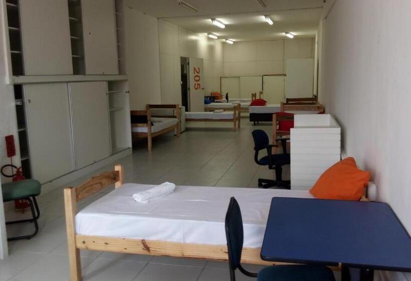 سرير فى غرفة مشتركه, Mangue Oranje Hostel