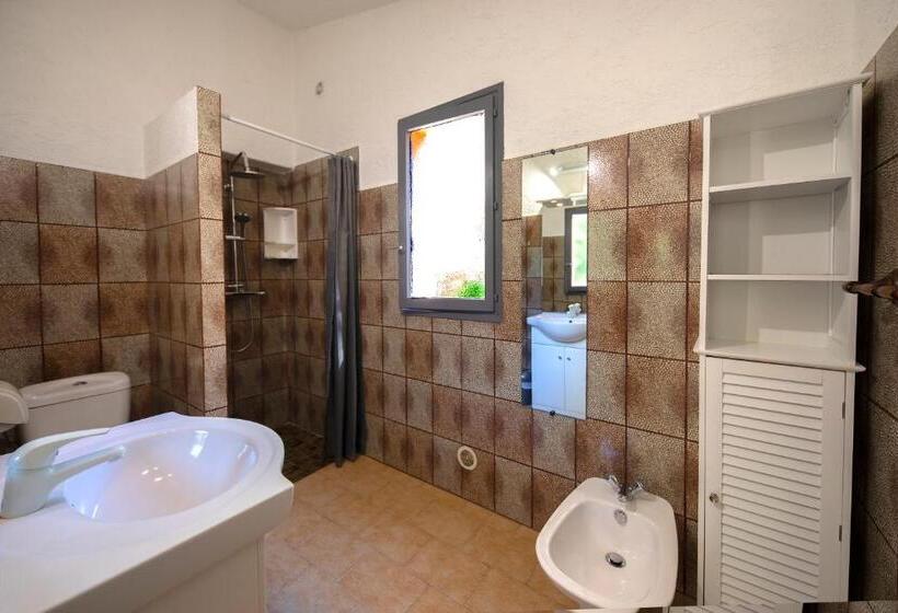 Дом 2 Спальни, Residence U Latonu