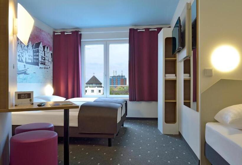 Номер Стандарт Трехместный, B&b Hotel Lüneburg