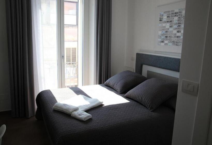 Quarto Estandar, Essence