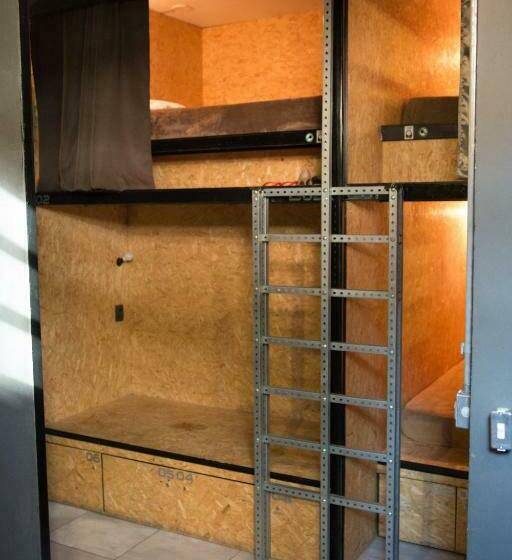 Номер Superior Одноместный, Eco Box Hostel