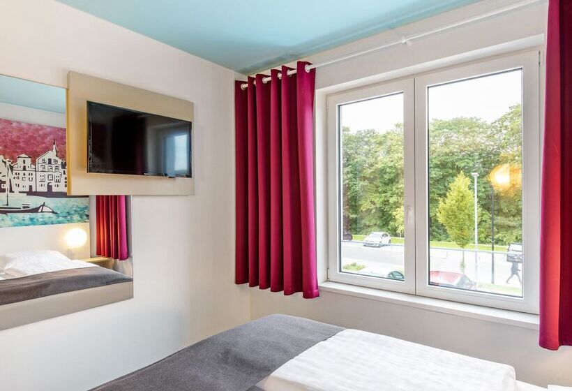 Номер Стандарт, B&b Hotel Lüneburg