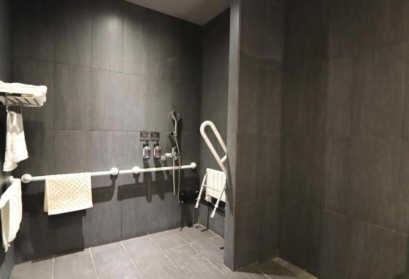 اتاق سوپریور, Orient Luxury