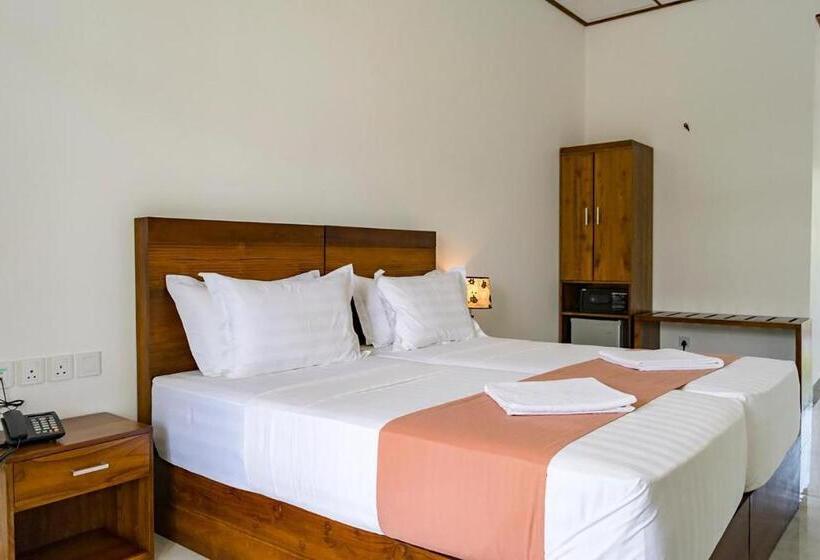 Номер Deluxe, Yala Hotel Elephant Eye