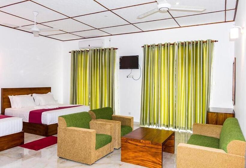 Семейный Номер Deluxe, Yala Hotel Elephant Eye