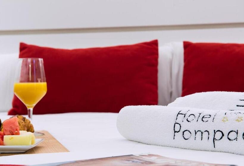 Номер Deluxe с Балконом, Pompaelo Plaza Del Ayuntamiento & Spa