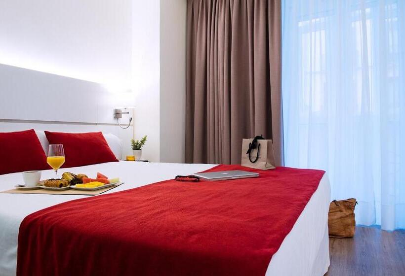 Семейный Номер, Pompaelo Plaza Del Ayuntamiento & Spa