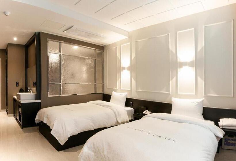Номер Deluxe, Le Idea Hotel Busan Station