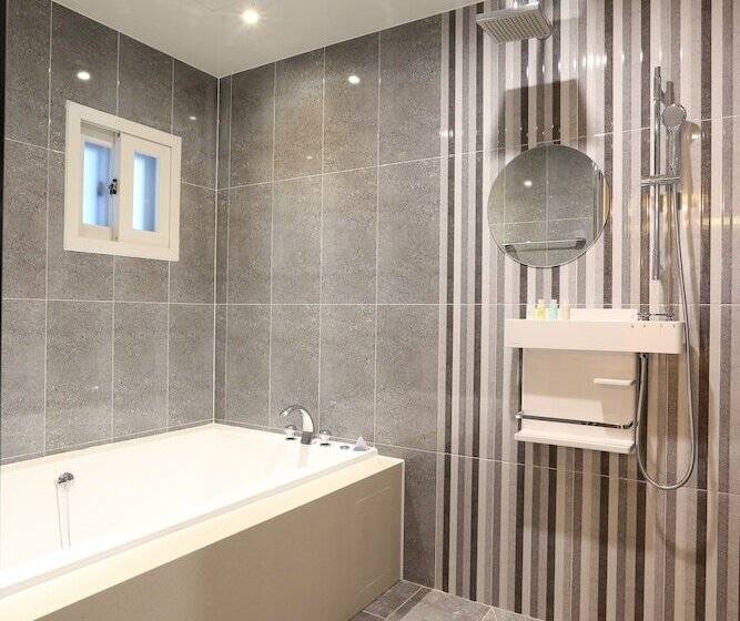 Трехместный Номер Deluxe Вид на Море, Le Idea Hotel Busan Station