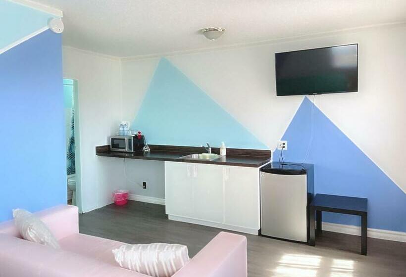 家庭间, Stop 21 Motel