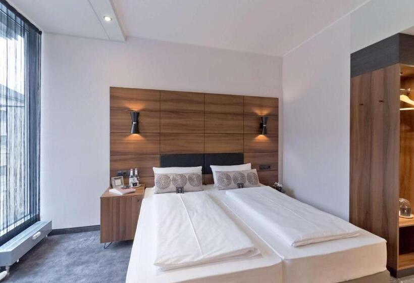 Номер Стандарт, Elaya Hotel Munich City