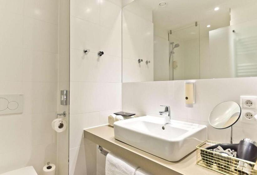 Номер Стандарт, Elaya Hotel Munich City