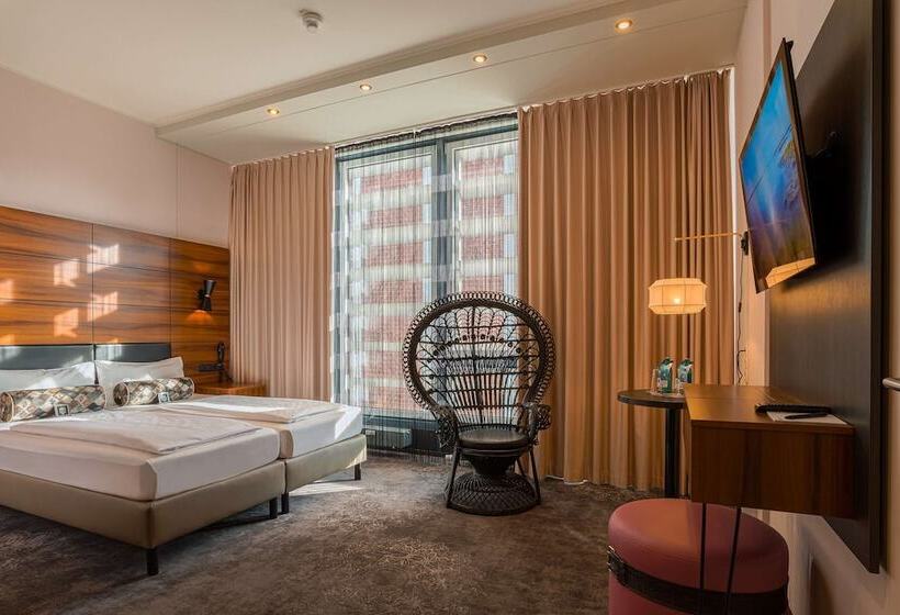 Номер Стандарт, Elaya Hotel Munich City