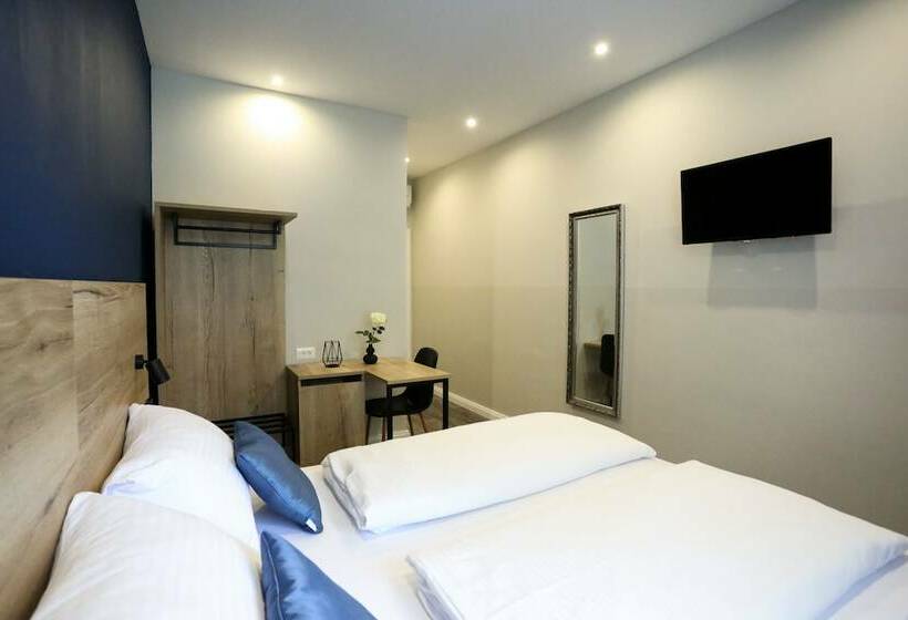 اتاق استاندارد, Casablanca Boutique Bed&breakfast