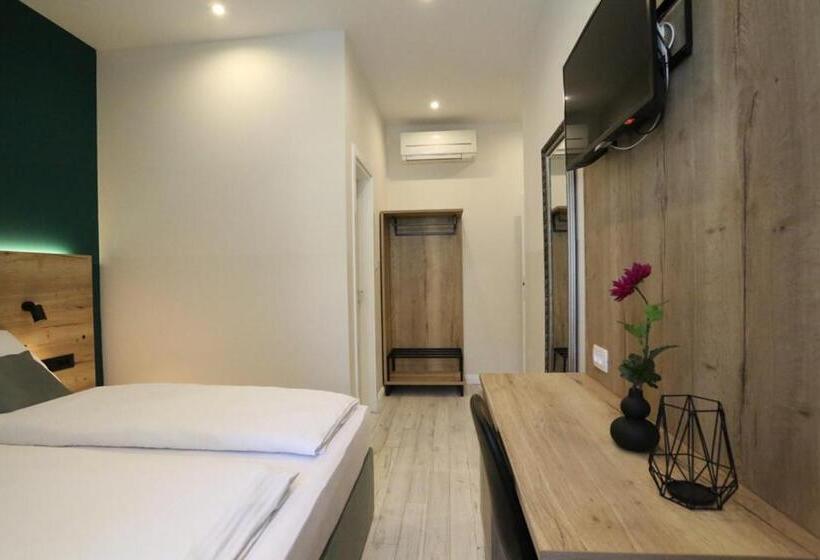 اتاق استاندارد, Casablanca Boutique Bed&breakfast