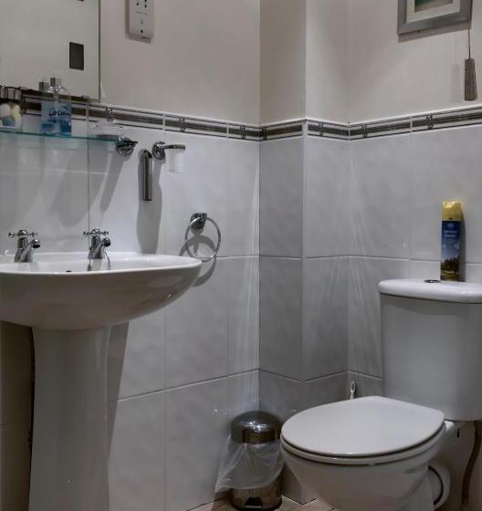 اتاق استاندارد یک نفره, Glenlossie Guest House